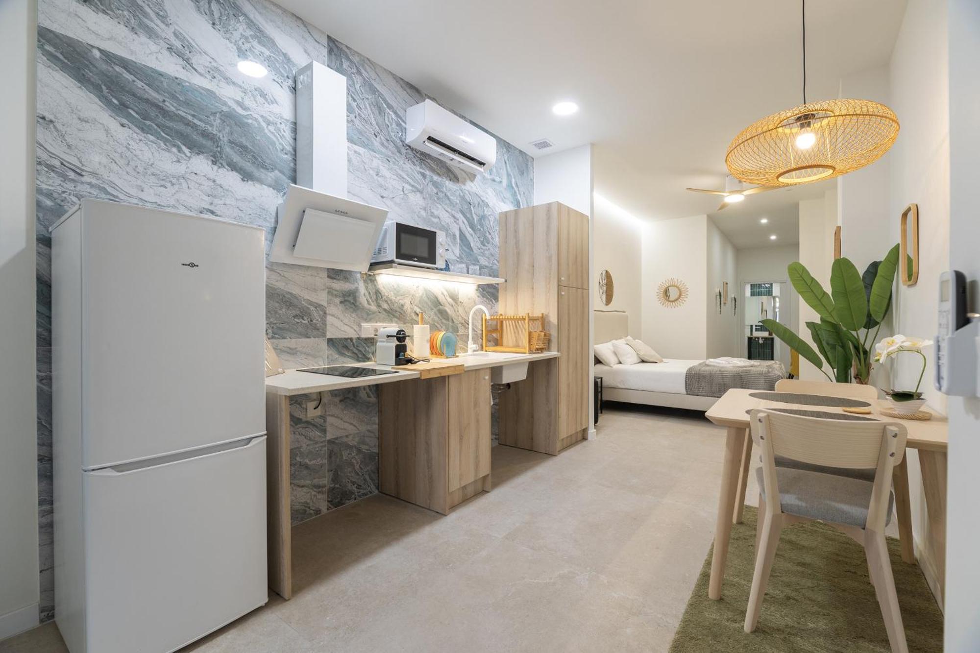 Rmz31 Loft - Espacioso Y Acogedor Estudio Con Terraza En Zona Ayora Appartement Valence